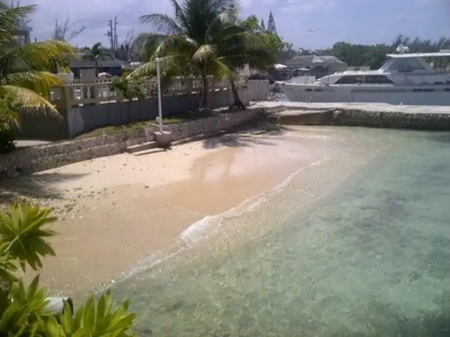 Cariblue Hotel & Scuba Resort