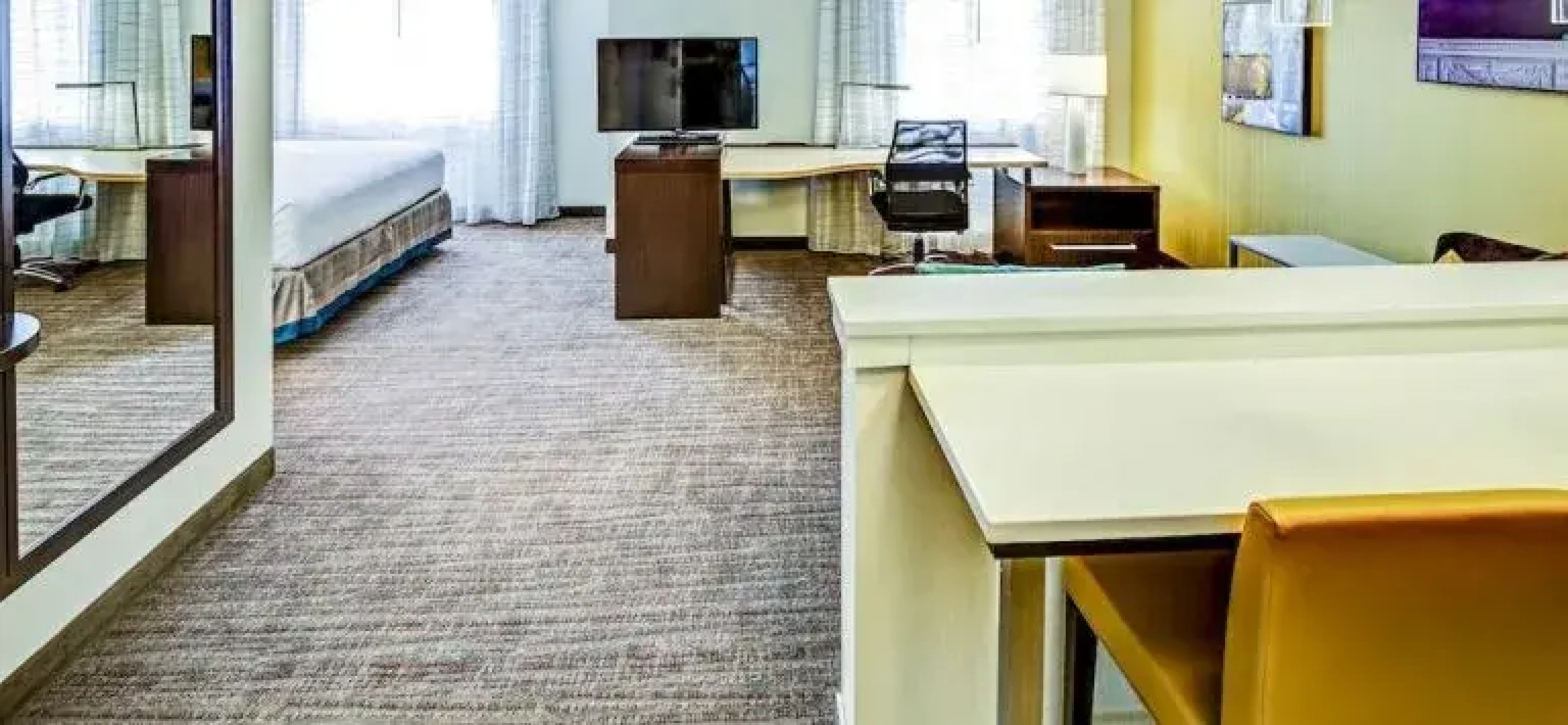 Residence Inn by Marriott Akron South / Green