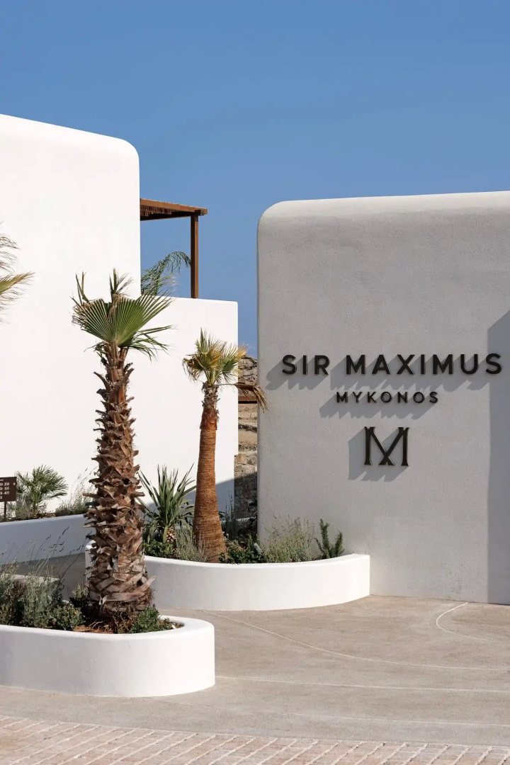 Maximus Mykonos
