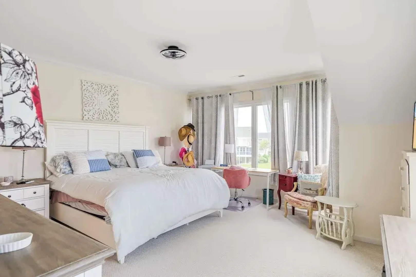 Whale of a Time Waterfront Stay for 10 With Resort-style Amenities