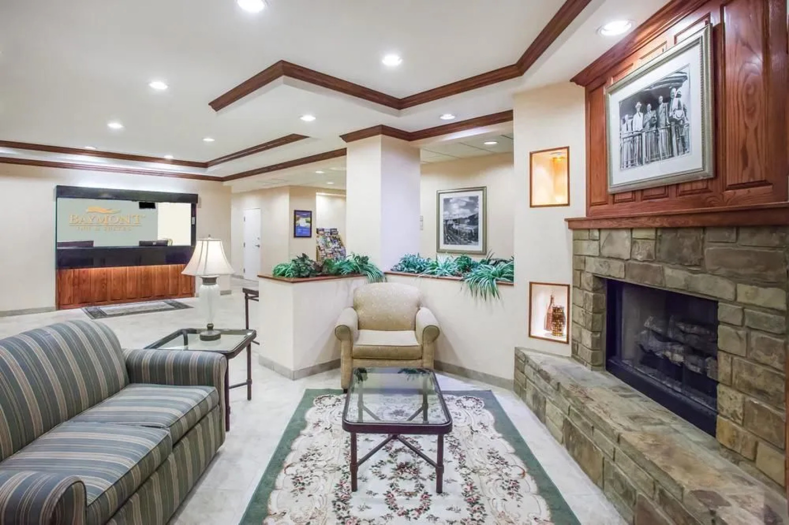 Baymont Inn & Suites Hot Springs