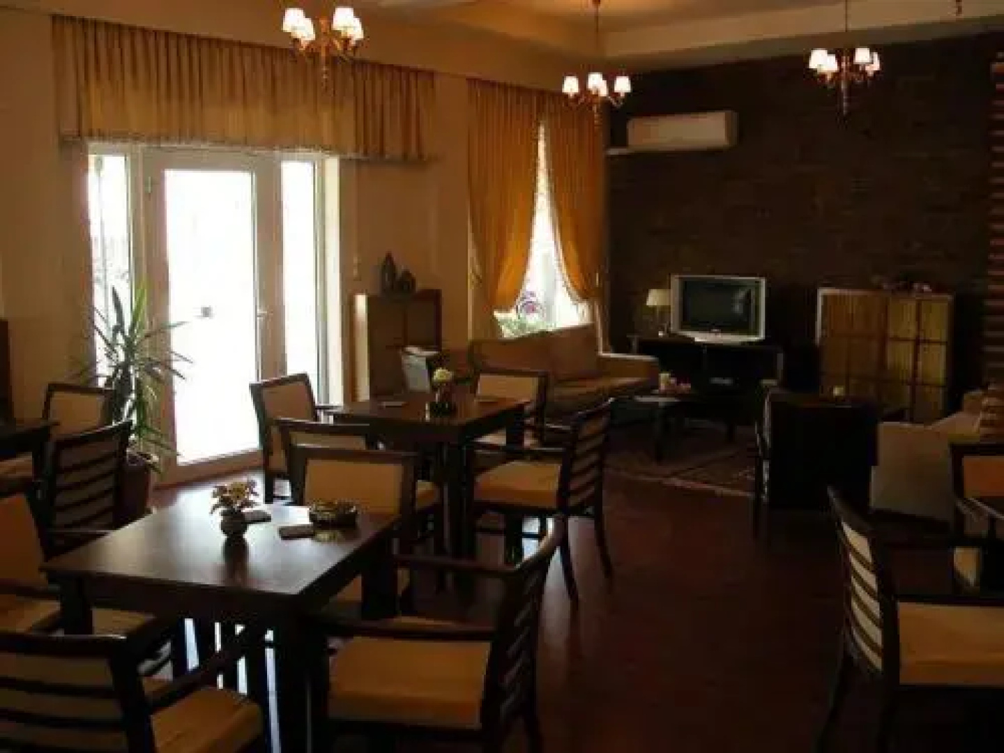 Hotel Orpheus