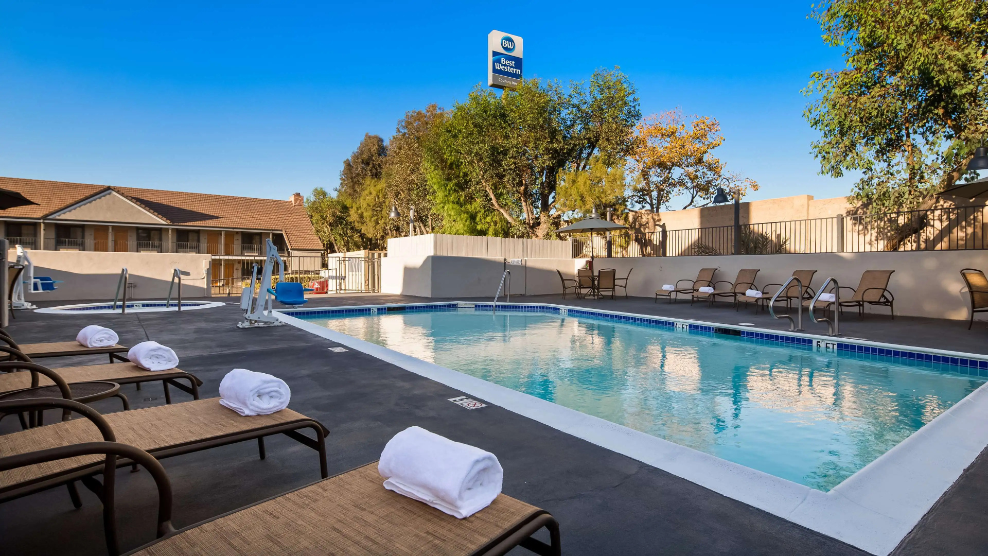 Best Western Country Inn
