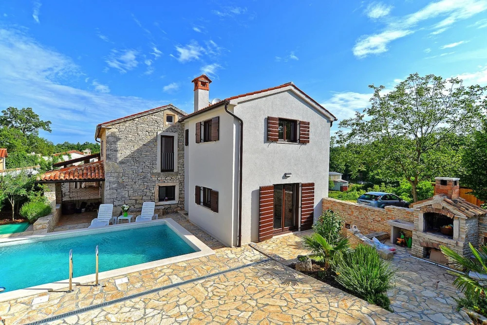 House 682