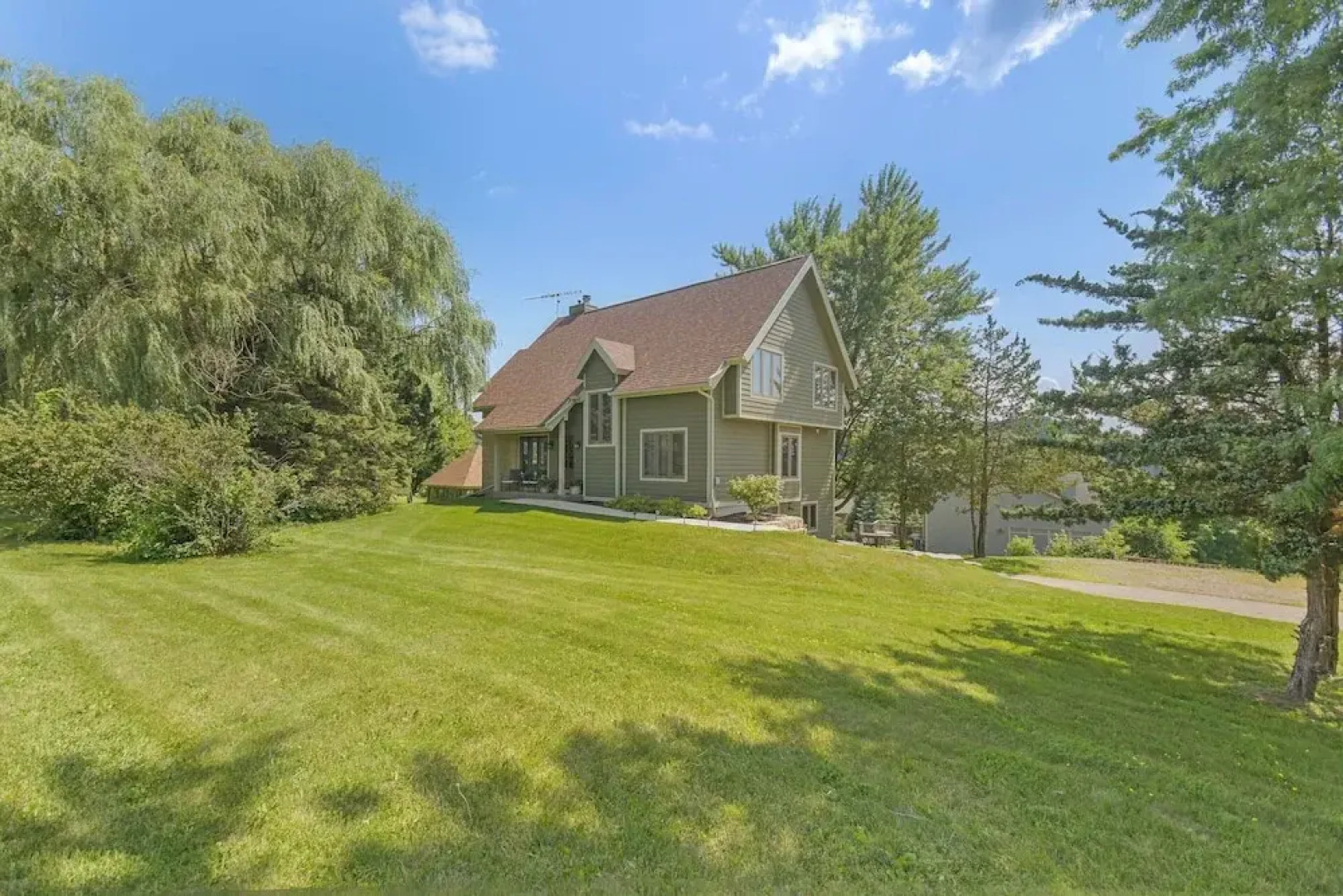 Private Hot Tub + Game Room: Galena Territory Home