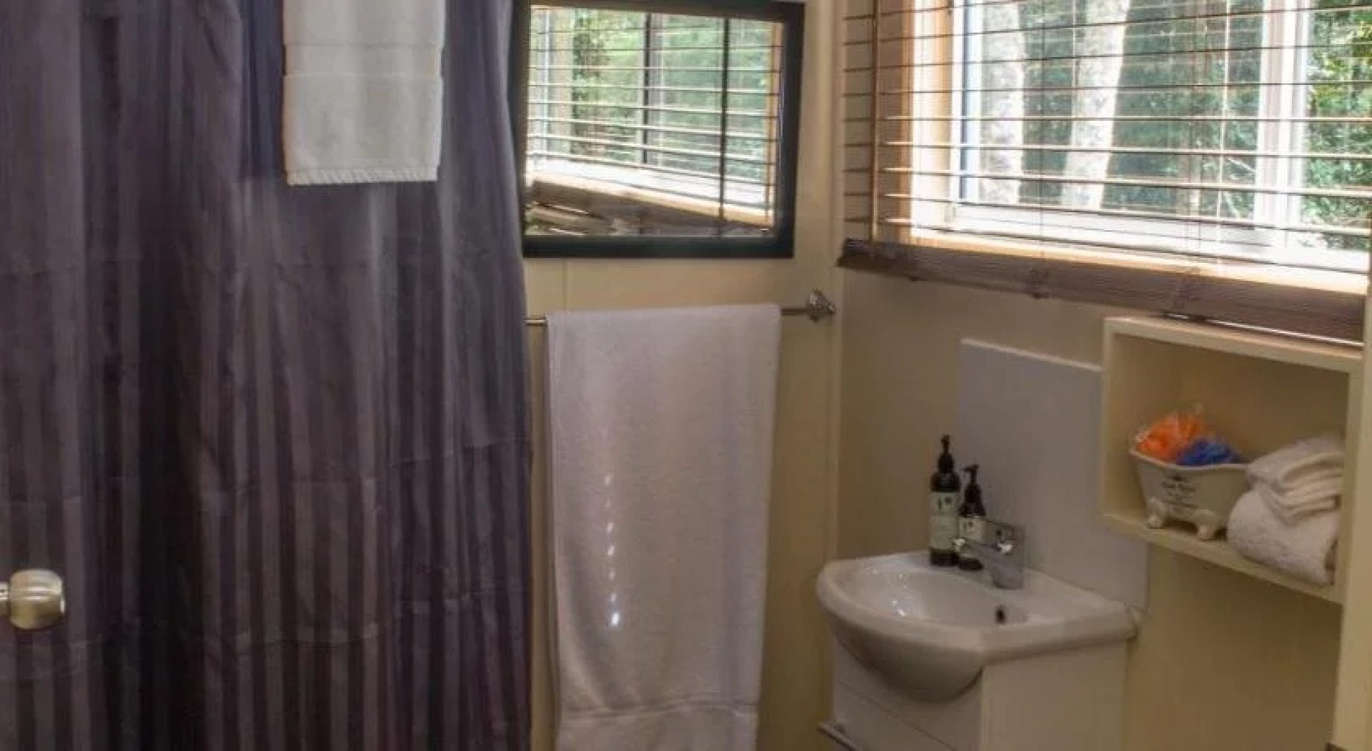 Chilverton Cottages & Restaurant