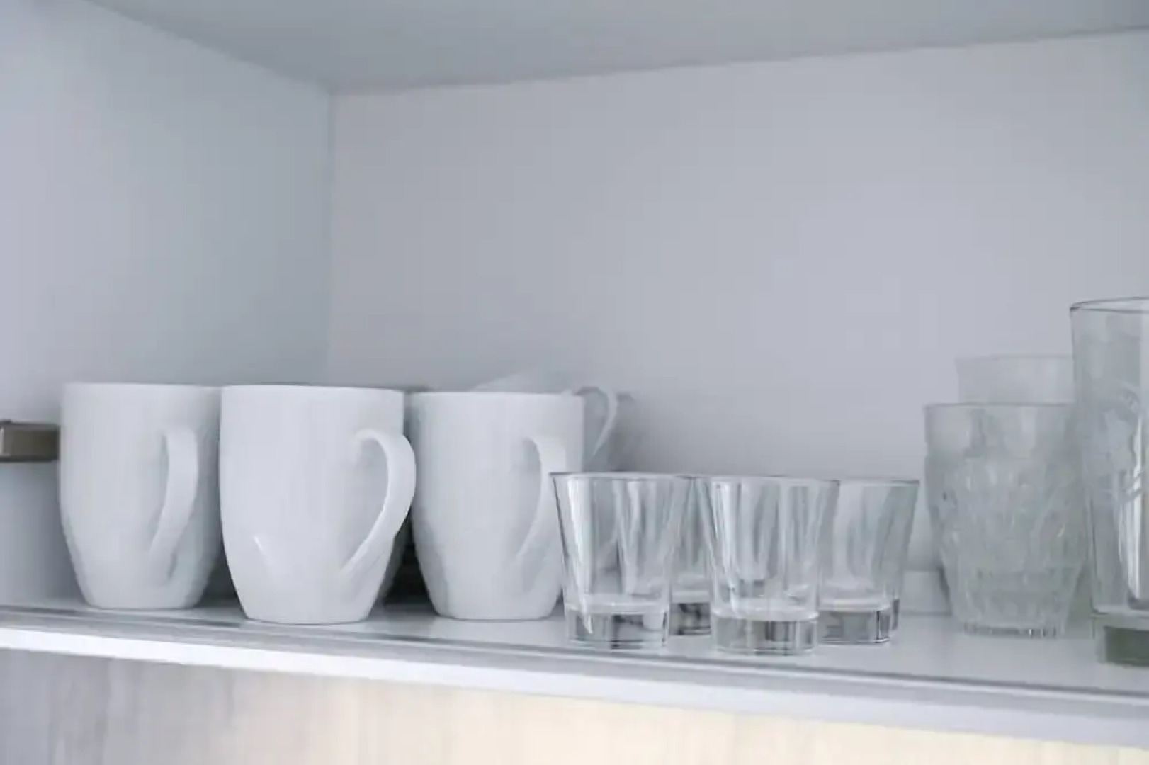 Sunny Suite With Lake View