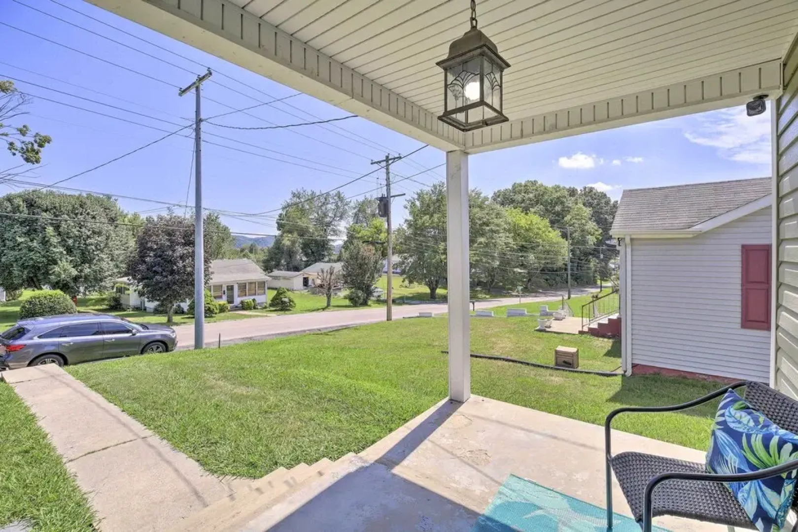 Cozy Cottage Near Dtwn Dining, Walk to Casino