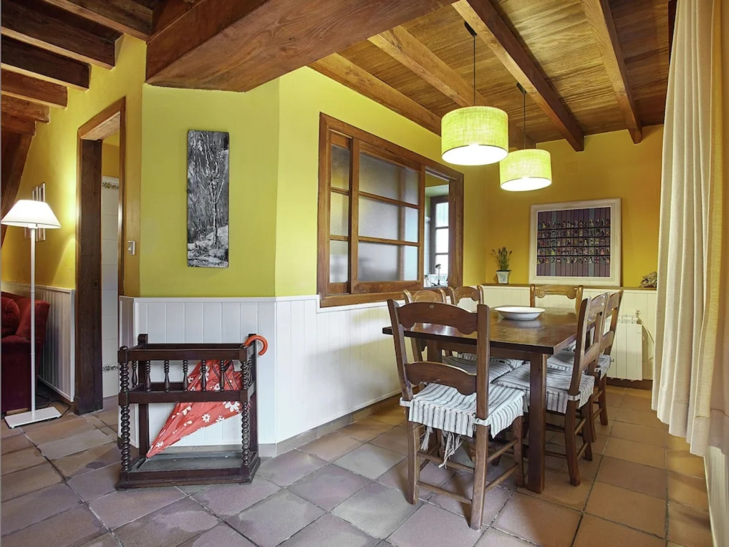 Beautiful Country House With Stunning Views of the Mountains of Asturias