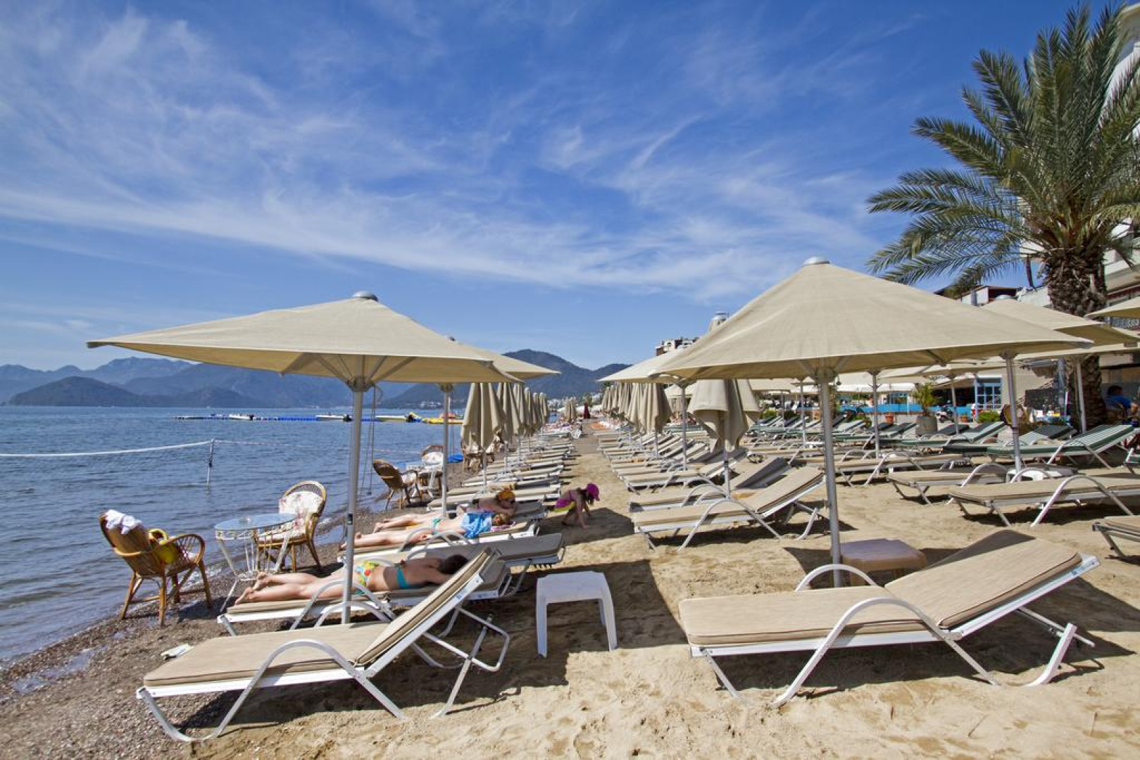 Reis Beach Hotel&Restaurant