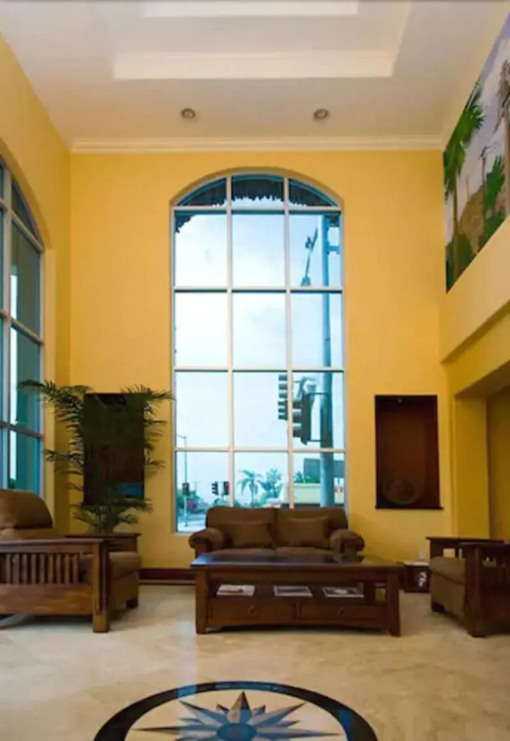 Thunderbird Lodge in Riverside