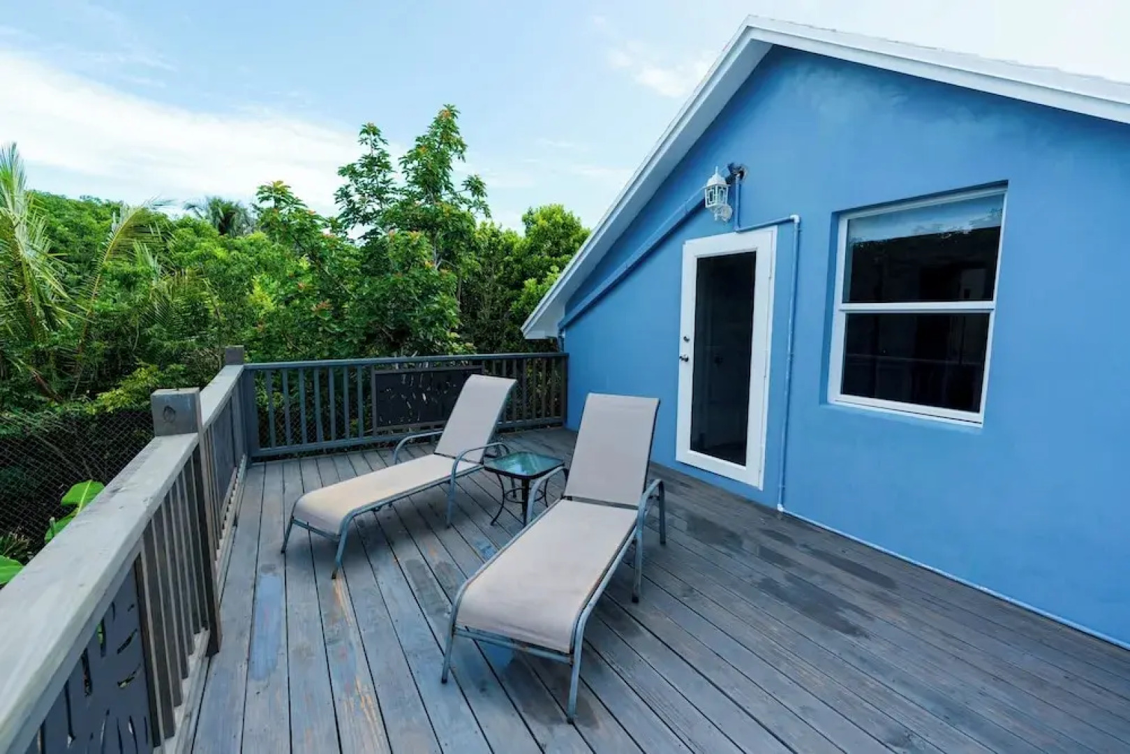 Caribbean Haven: Secluded Retreat With Stunning Ocean Views