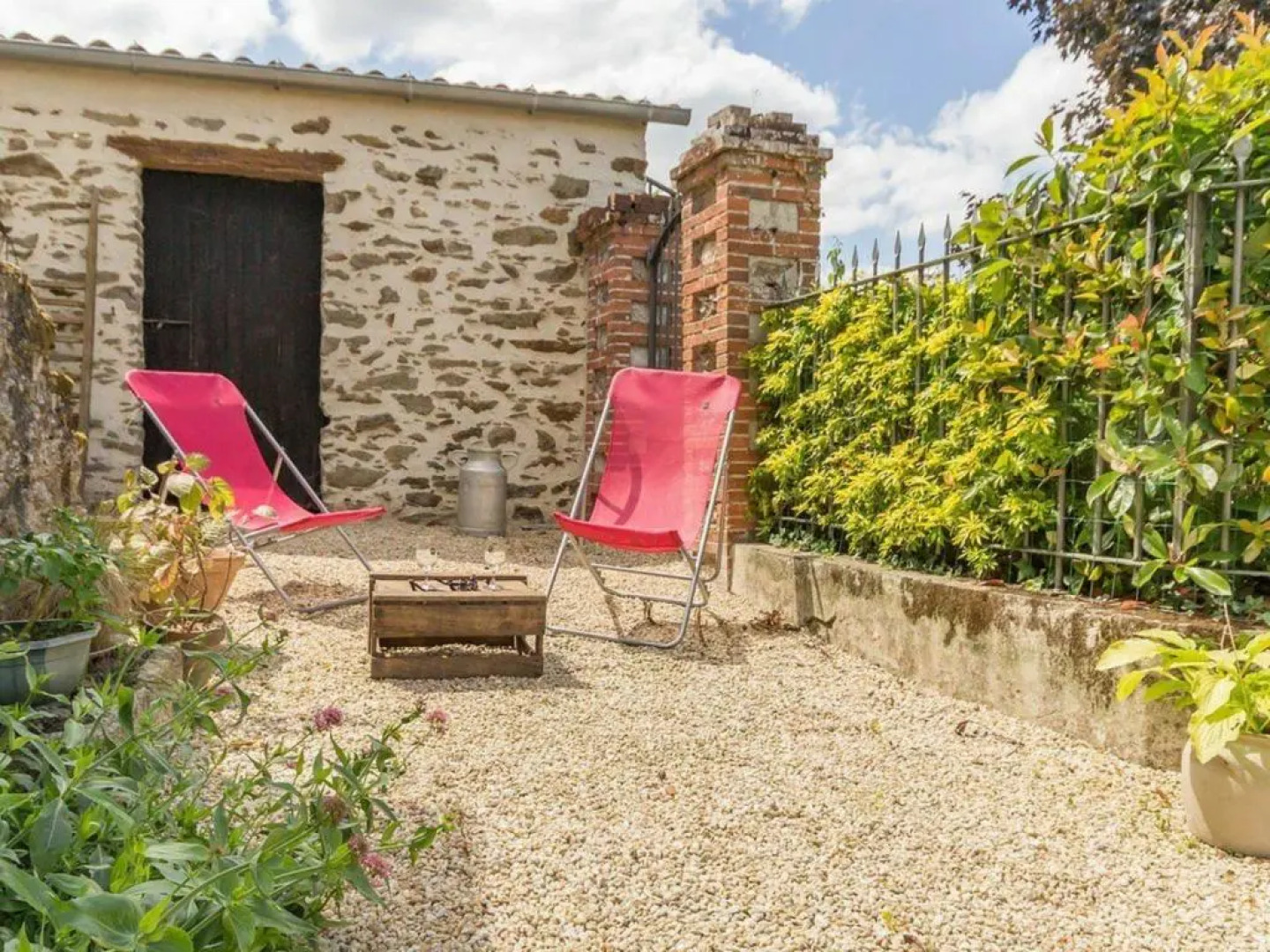 Gîte Monnières, 2 pièces, 3 personnes - FR-1-306-818