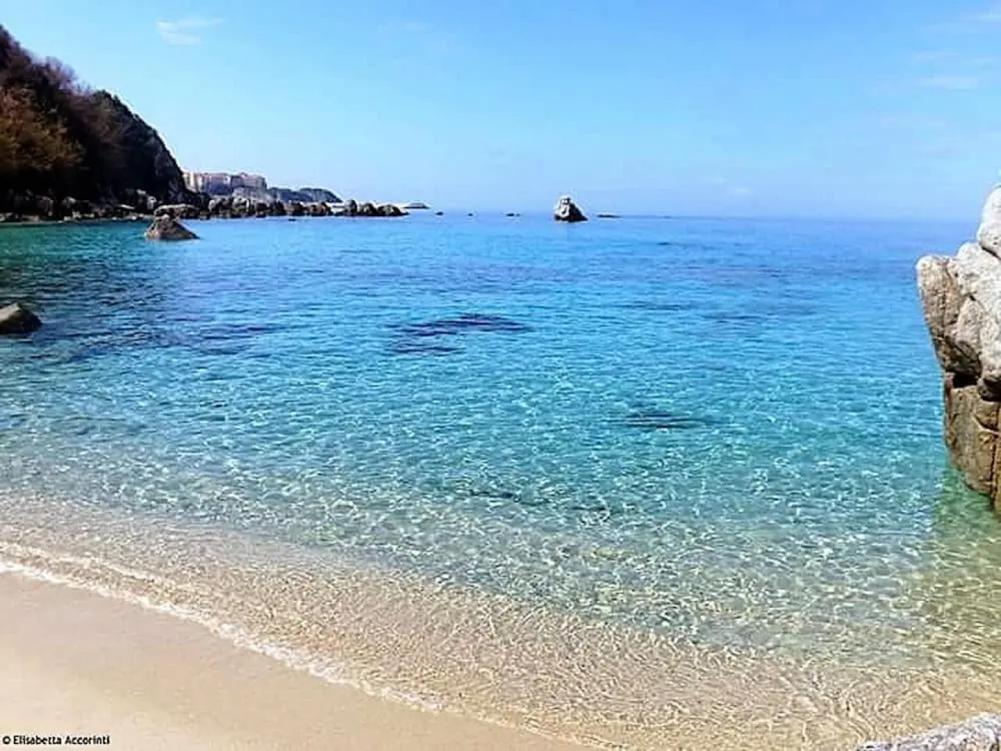 House With one Bedroom in Provincia di Vibo Valentia, With Shared Pool, Enclosed Garden and Wifi