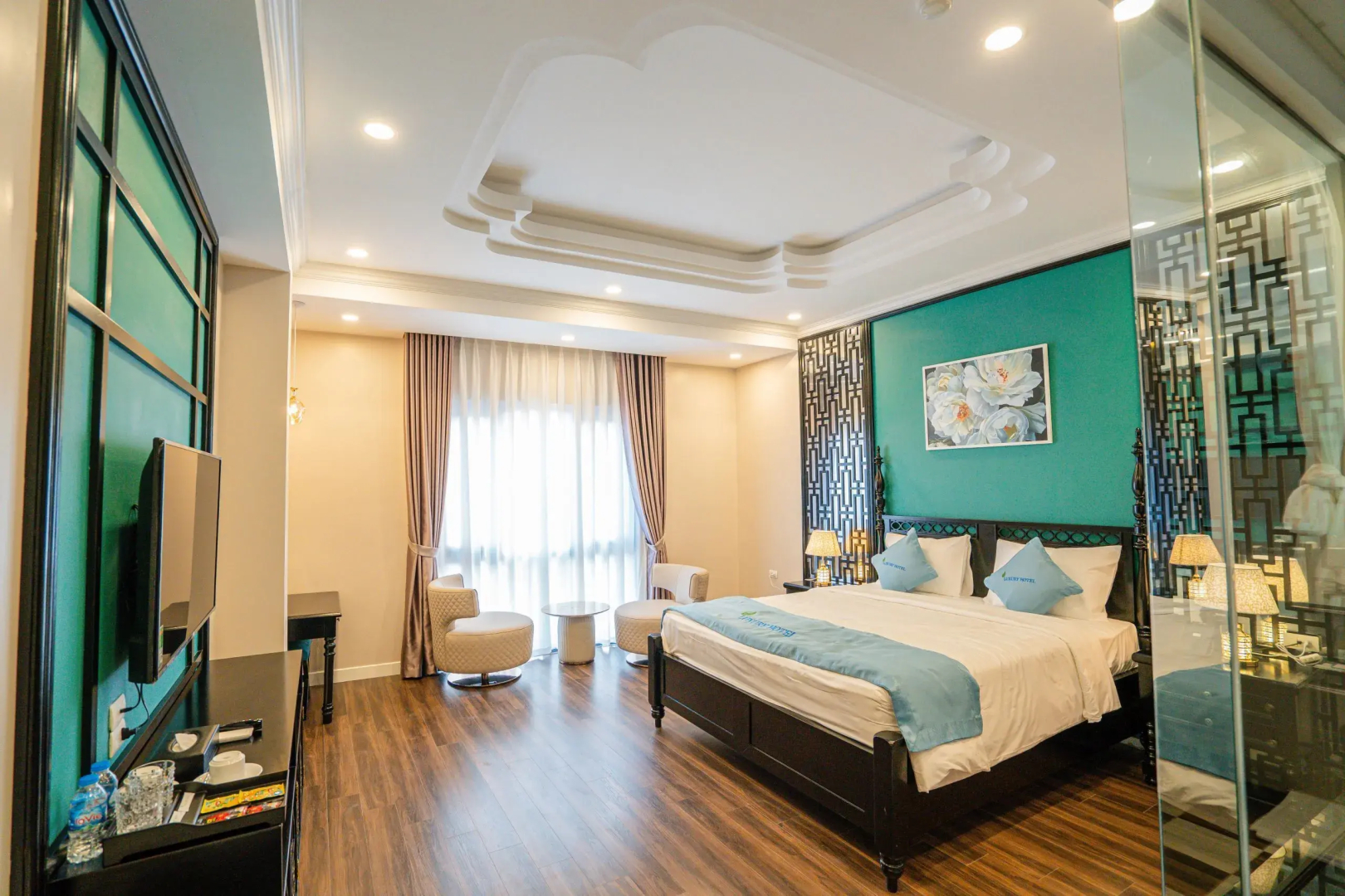 Luxury Hotel