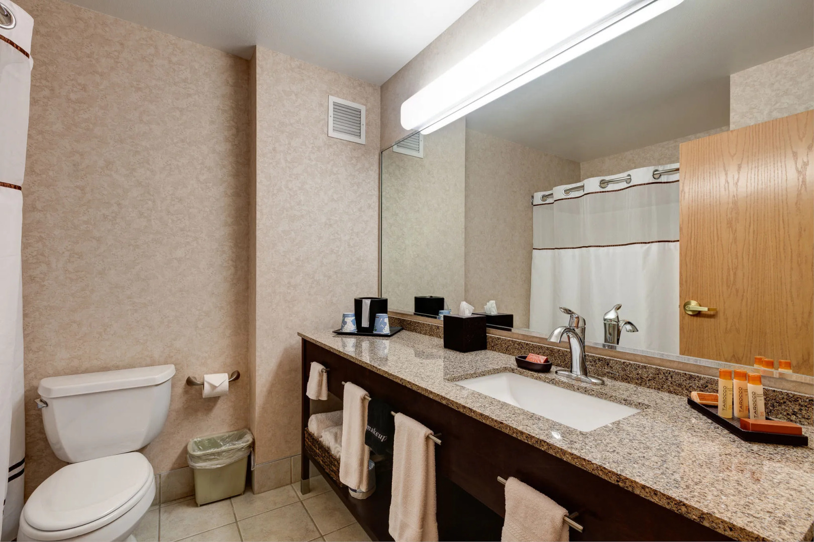 Boothill Inn And Suites