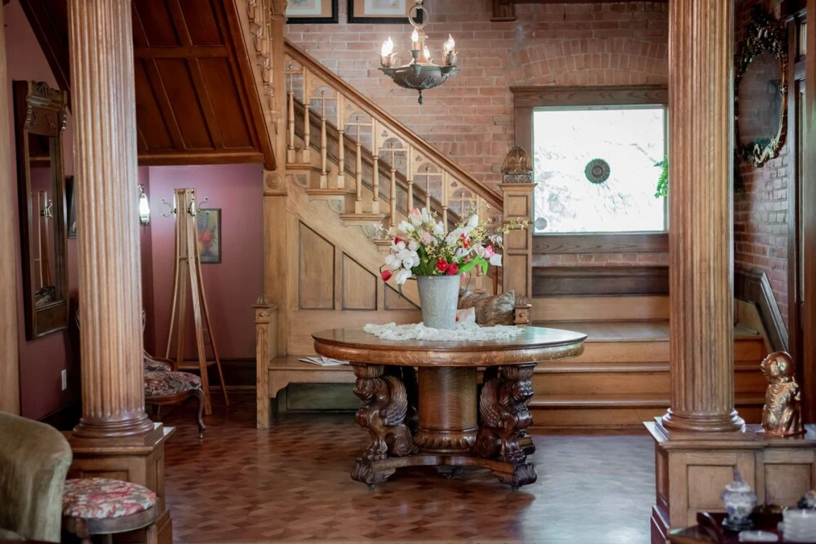 The Rusted Poppy Inn