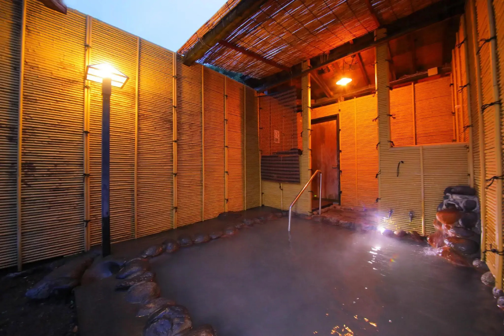 Sakura Sakura Hot Springs