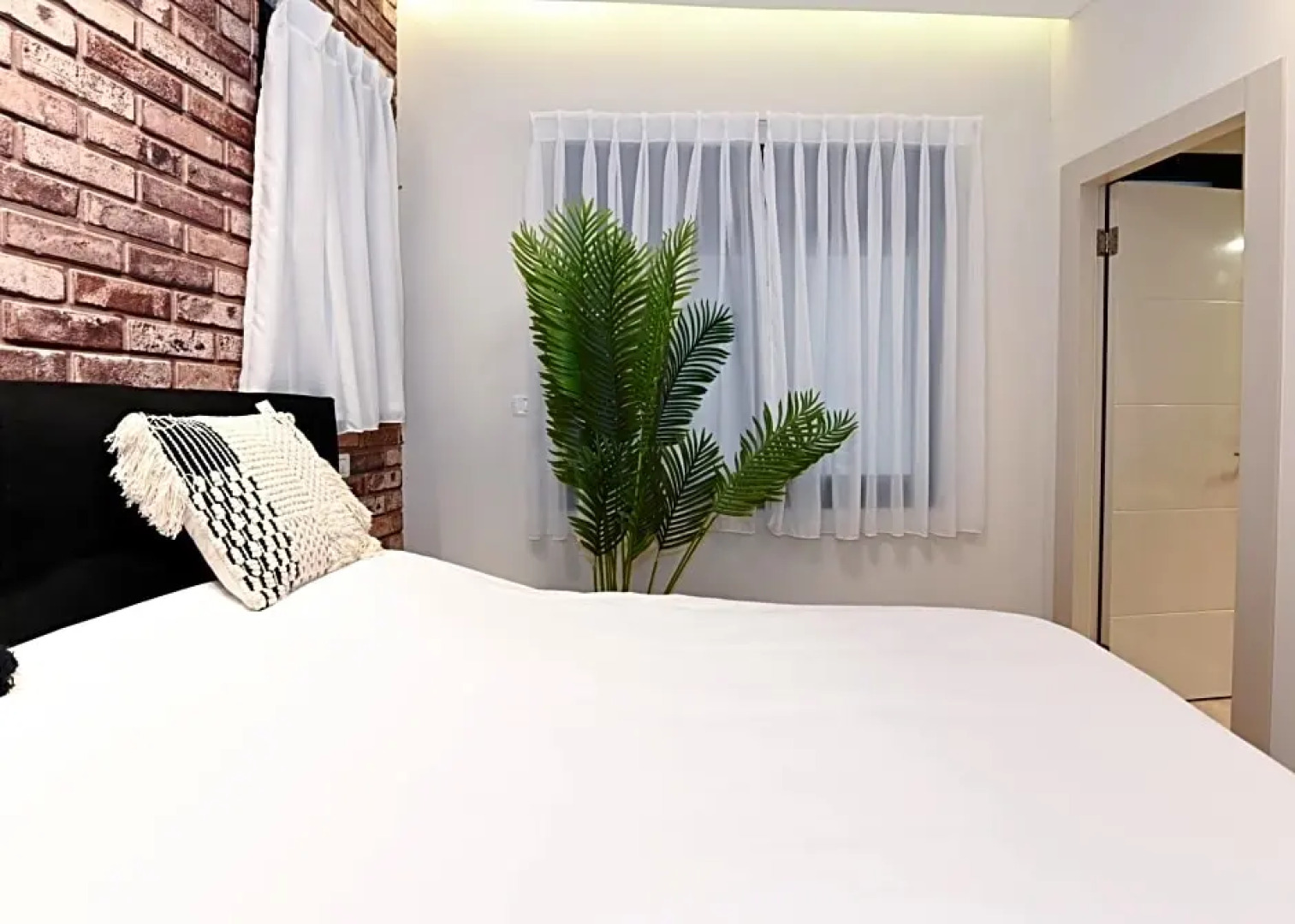 Anil's house - מתחם צימרים עם בריכה מקורה ומחוממת Zimmer with heated swimming pool