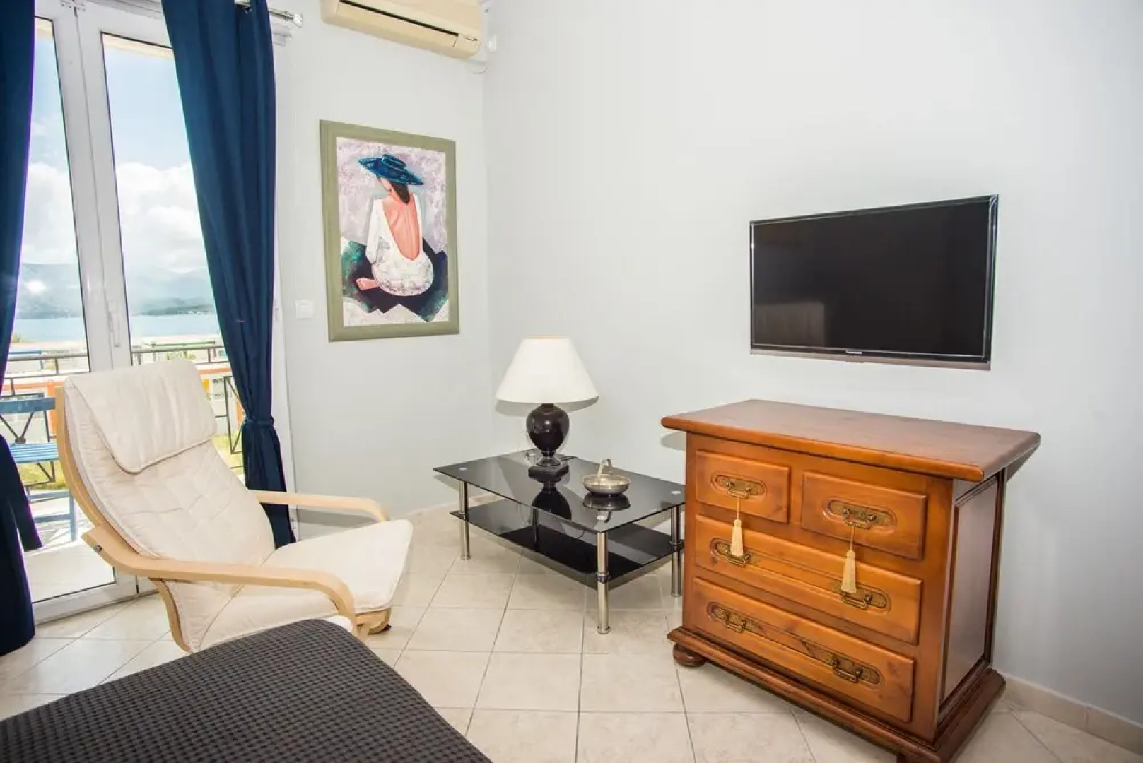 Xenia Ionis Luxury Concept Apartments