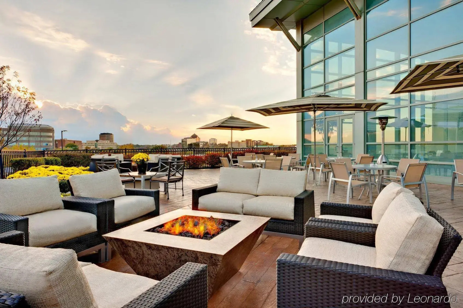 Sheraton Overland Park Hotel at the Convention Center