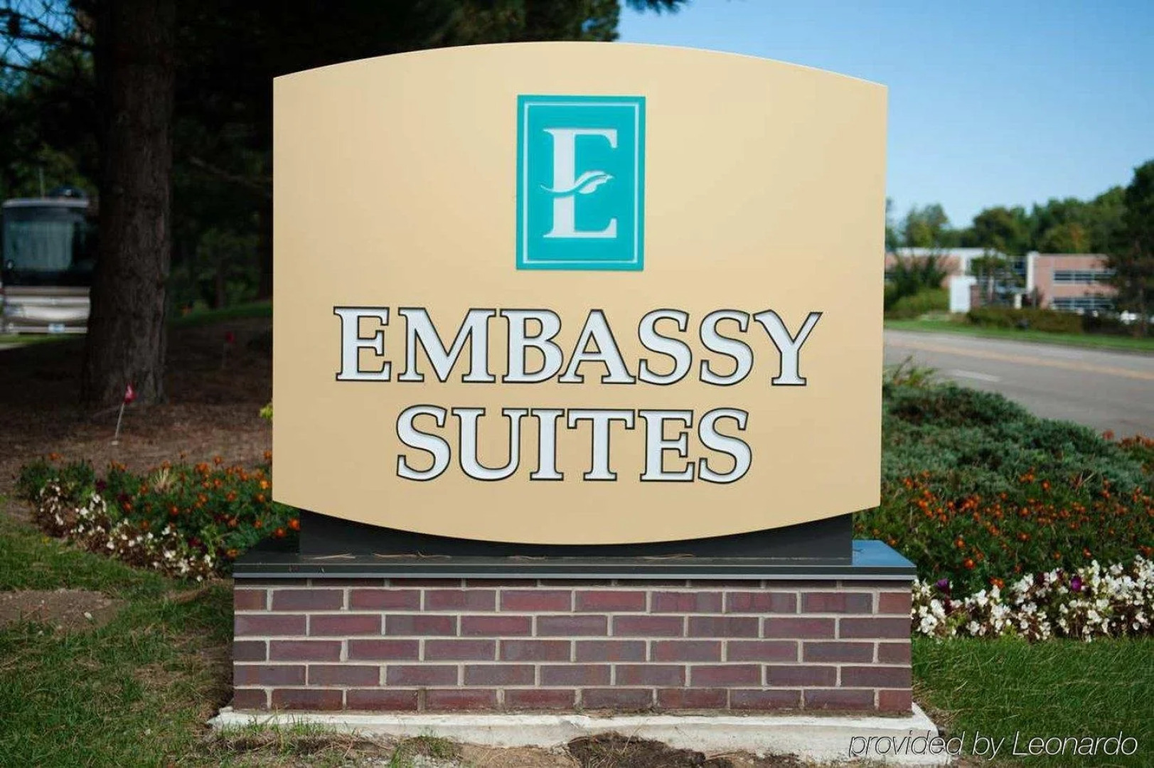 Embassy Suites by Hilton Detroit Livonia Novi