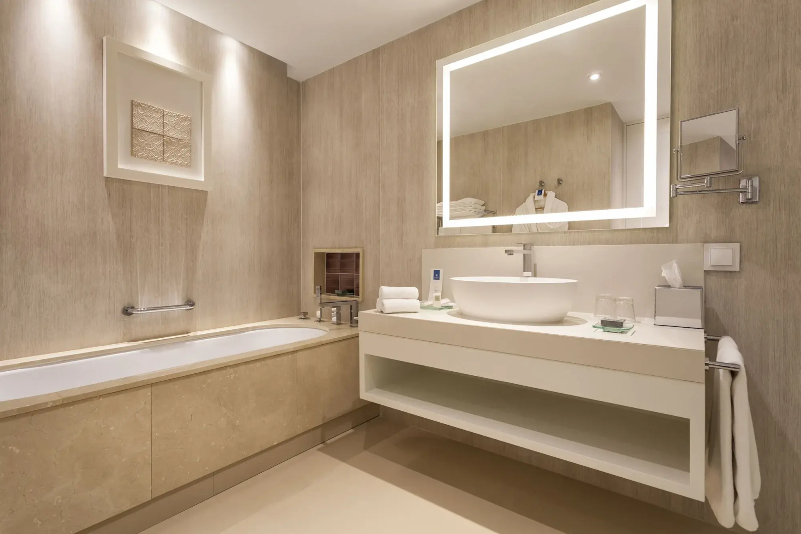 Pine Cliffs Ocean Suites, a Luxury Collection Resort & Spa