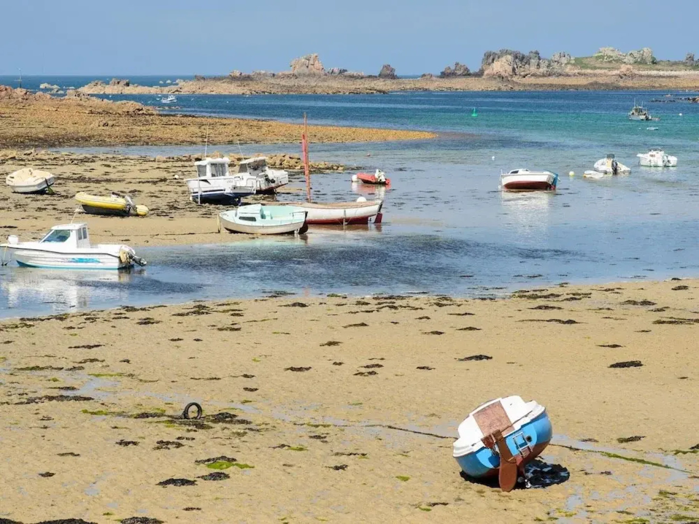 Holiday Home in Kerbors Near Cote de Granit Rose