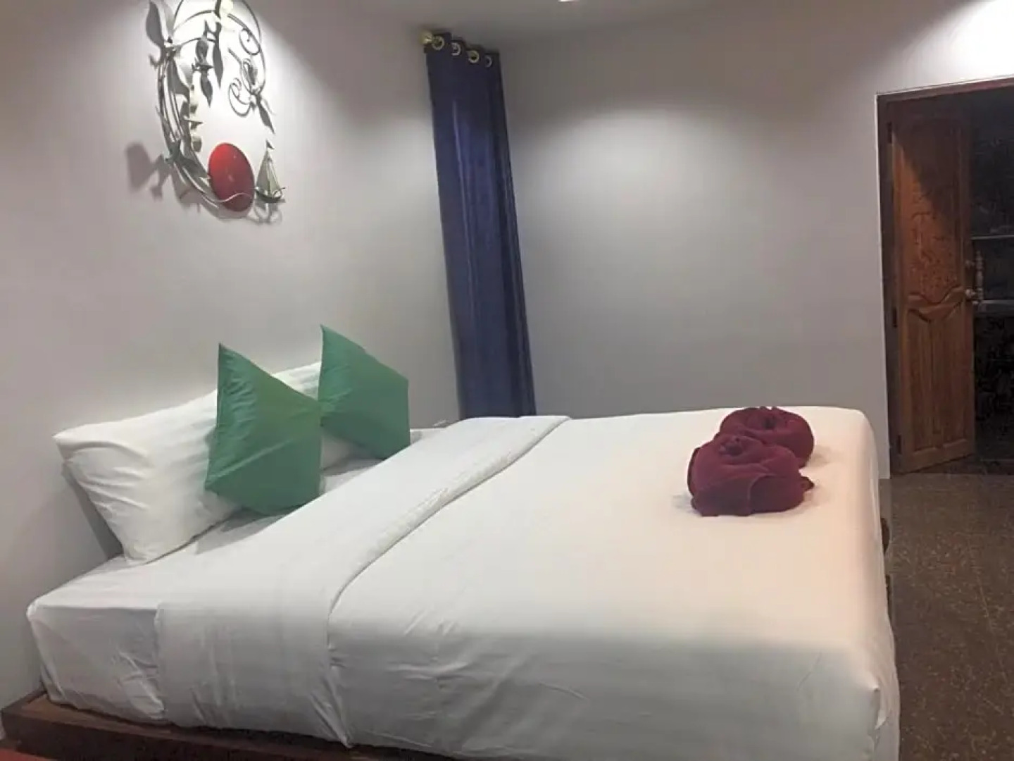 โรงแรม 12 ราศี เฮาส์ แม่สรวย