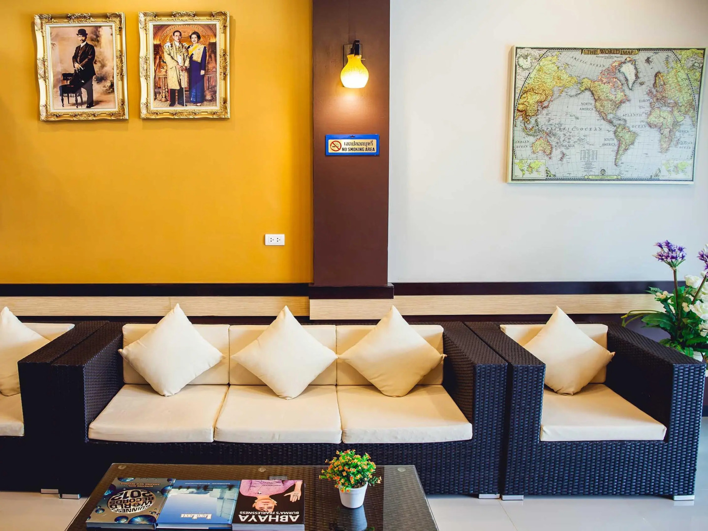 Chalong Boutique Inn