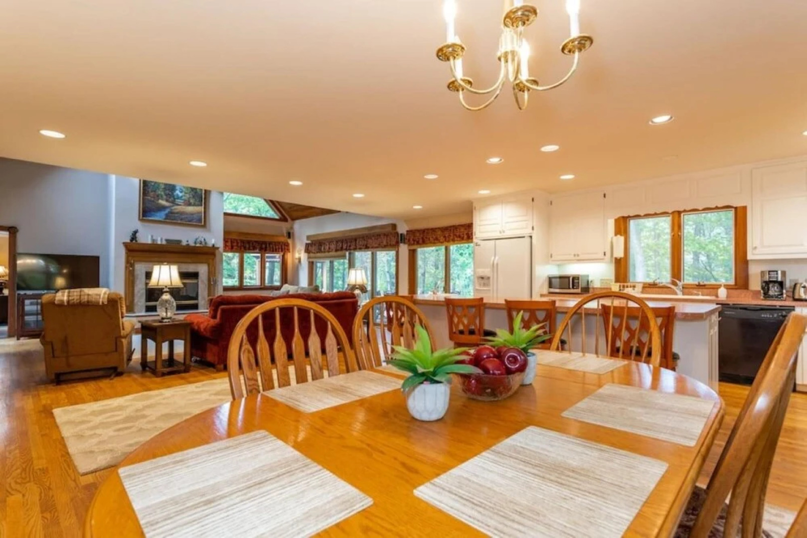 Book Spring Summer Luxury House at Wintergreen