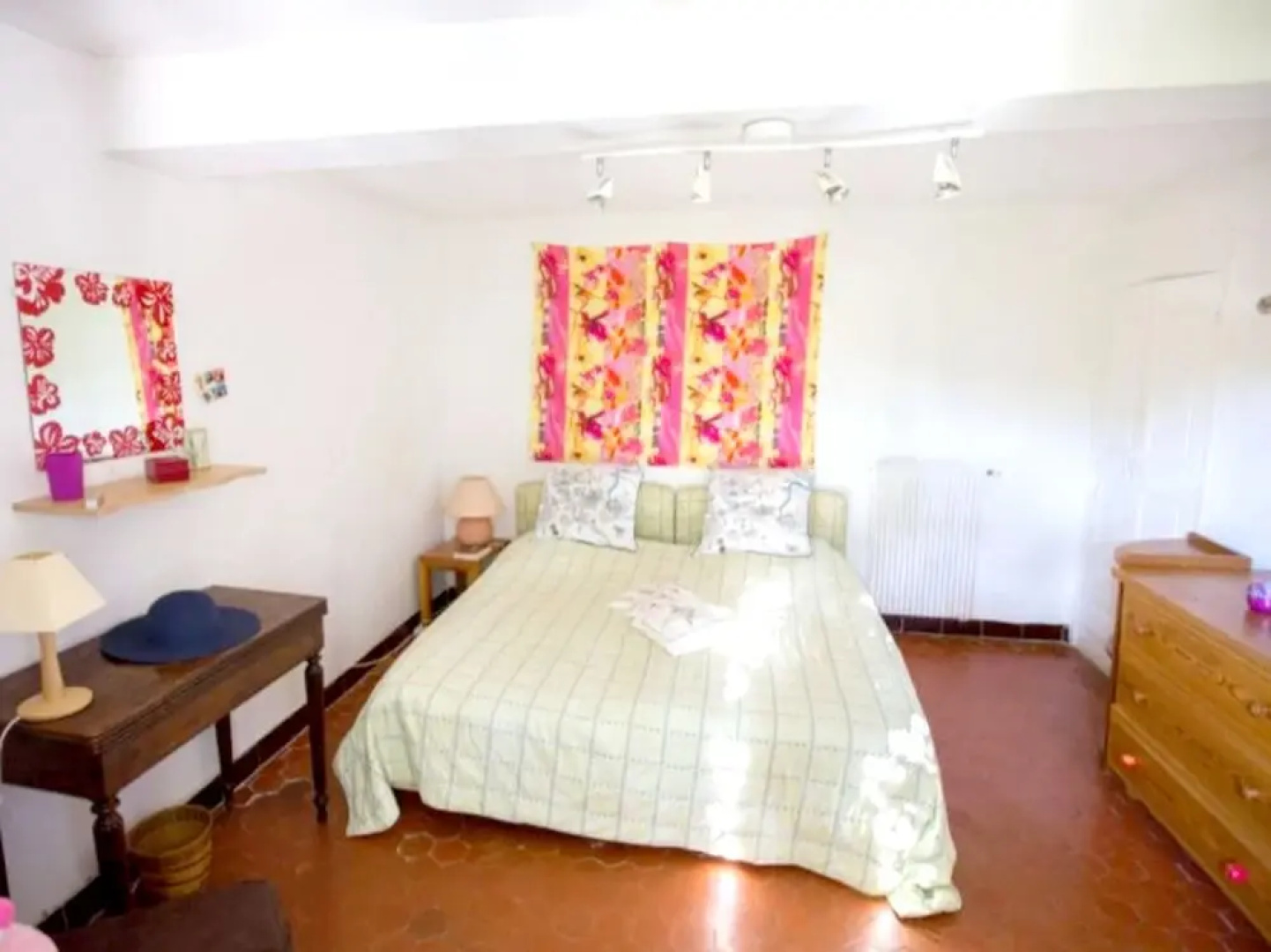 Property With 5 Bedrooms In Mouans-sartoux, With Wonderful Mountain View, Private Pool, Enclosed Garden - 17 Km From The Beach