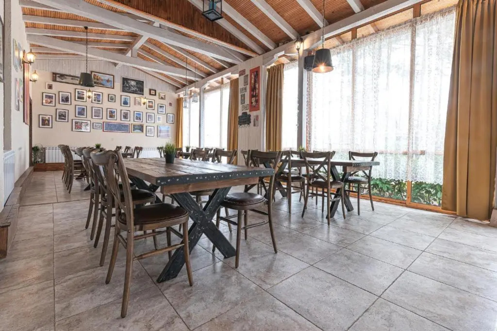 Semeen hotel i restorant Rajski zaliv