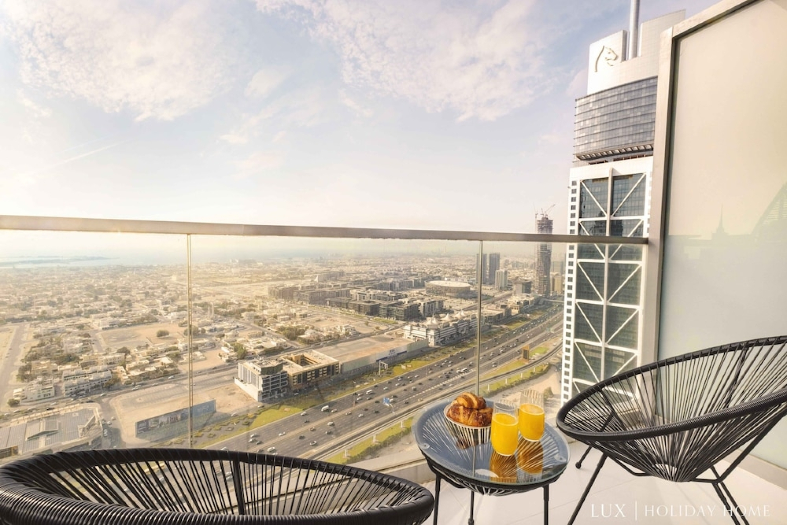 LUX The Paramount Sea View Suite