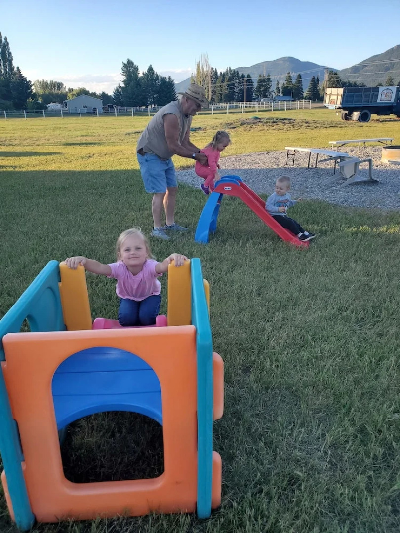 Glacier Acres Guest Ranch