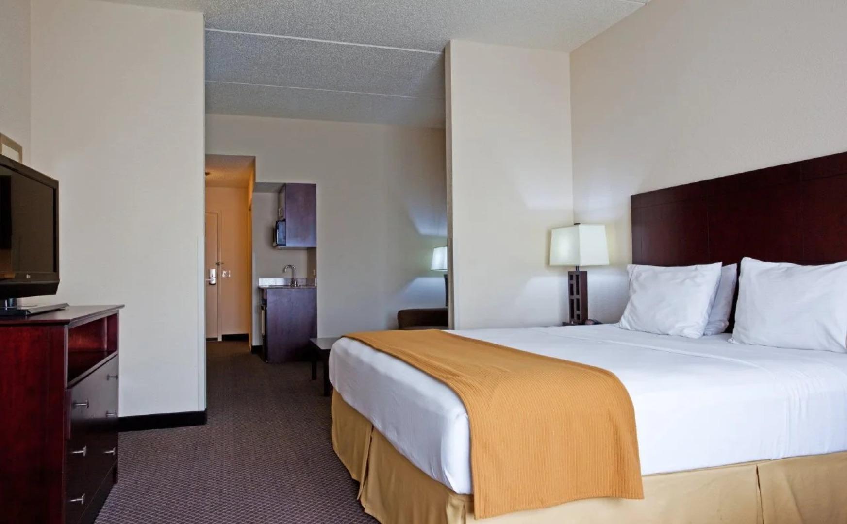 Holiday Inn Express & Suites Chicago West-O'Hare A