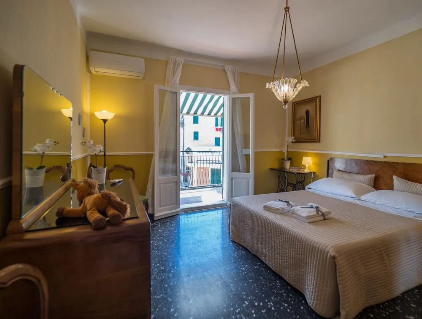 Recanissu Apartment With Balcony & Ac