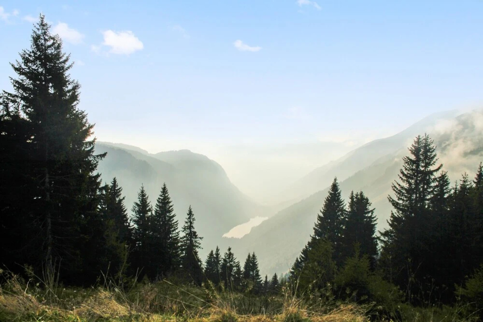 Cosy, 2-bedroom Chalet With Mountain Views Minutes From the Slopes!