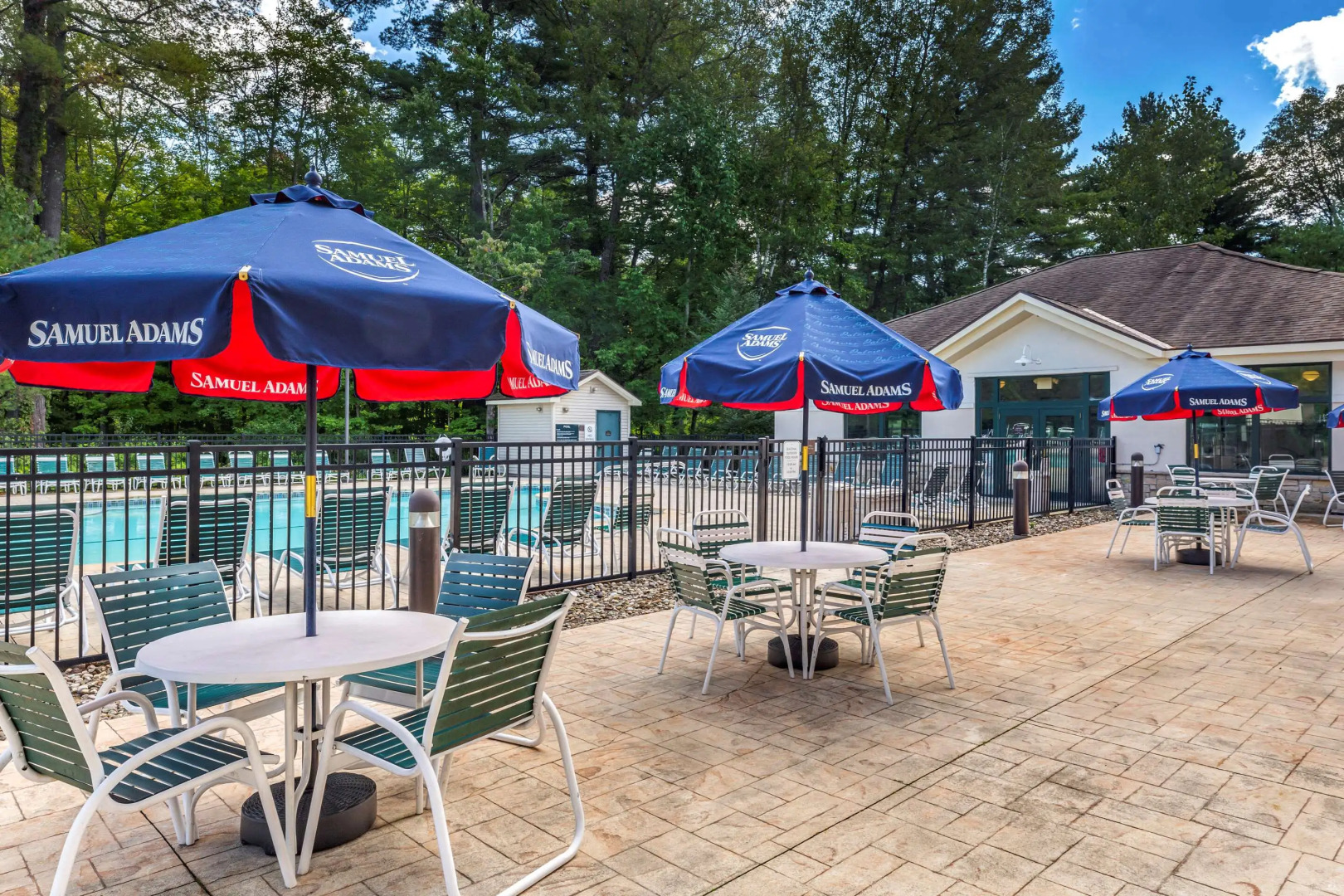 Comfort Inn & Suites Lake George