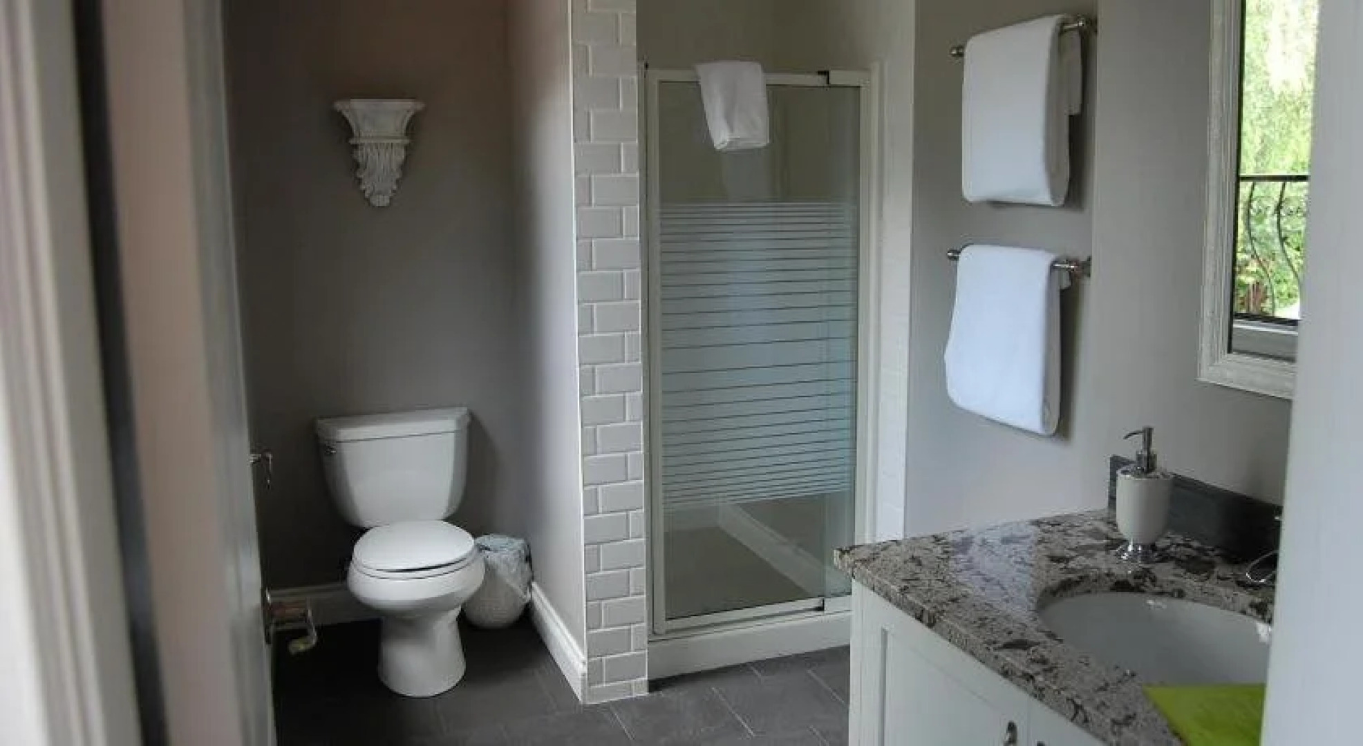 A Touch of English Bed & Breakfast