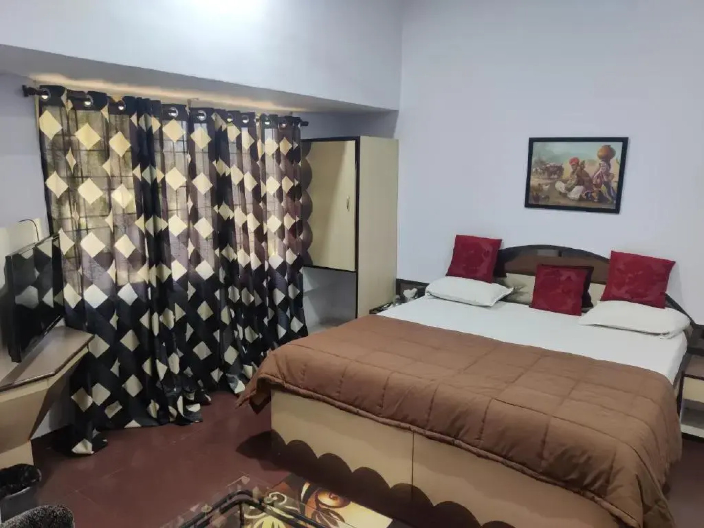 Hotel Centre Point by OYO Rooms