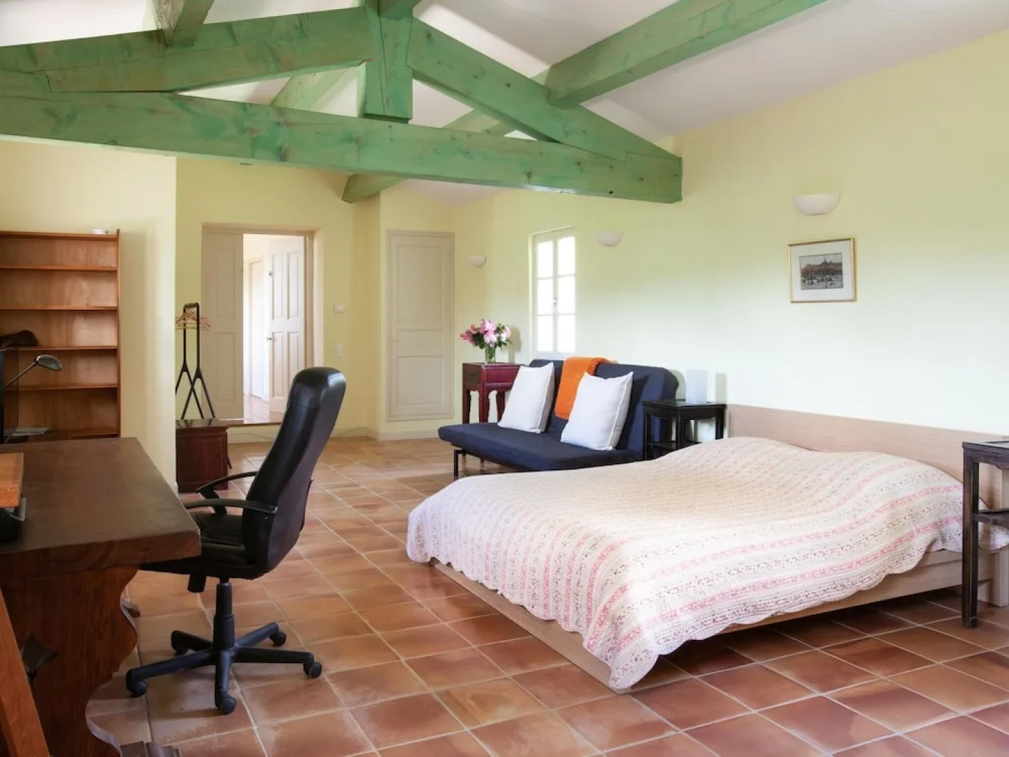 Secluded Holiday Home in Rustrel With Swimming Pool