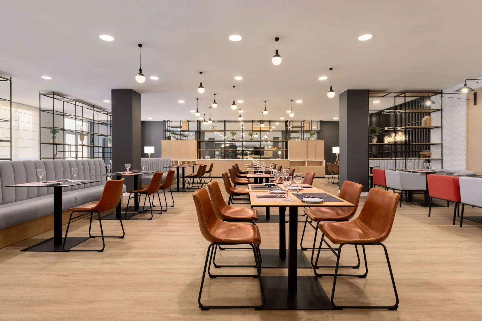 Ramada by Wyndham Valencia Almussafes