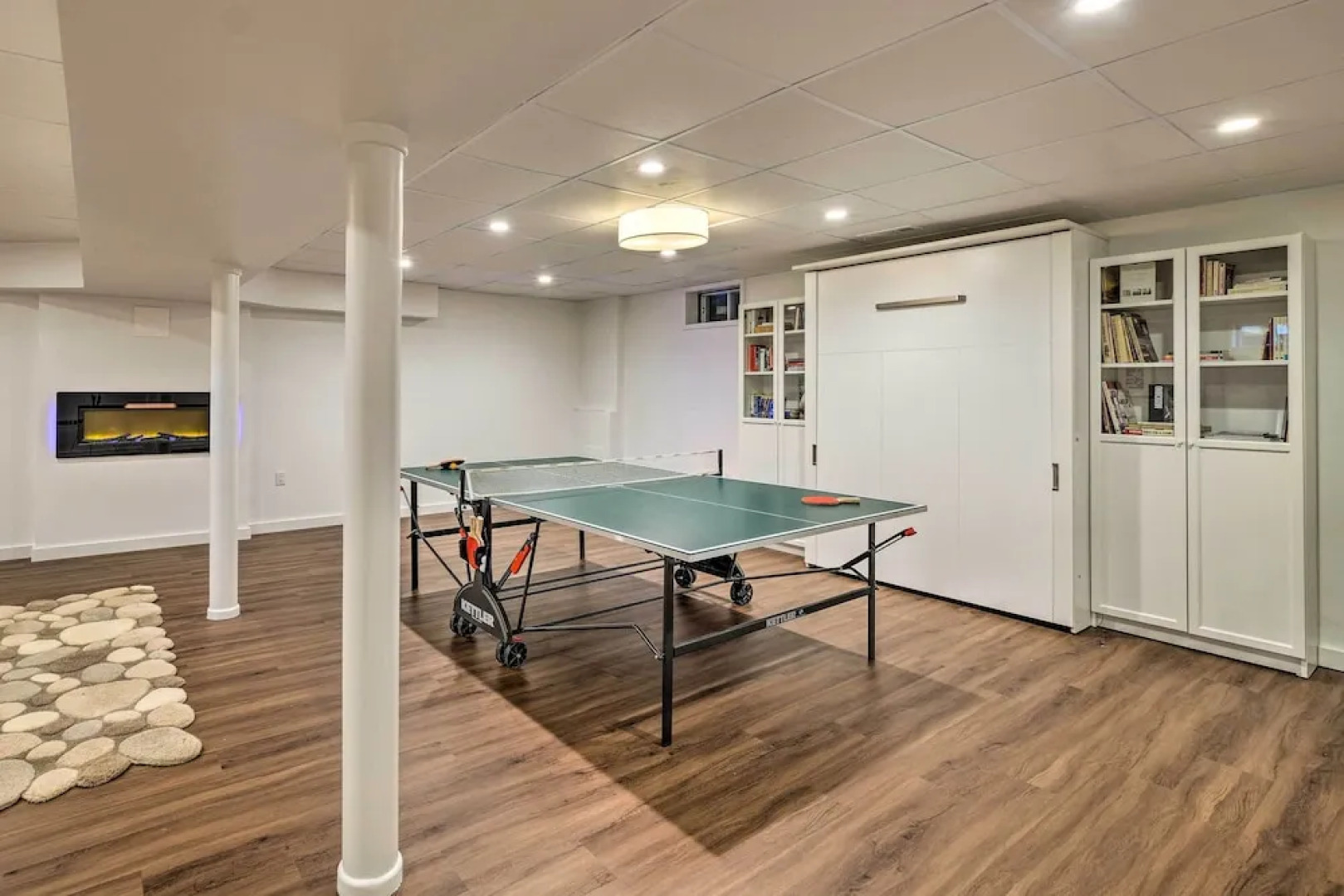 Luxe + Modern Home: 30 Mi to Saratoga Springs!