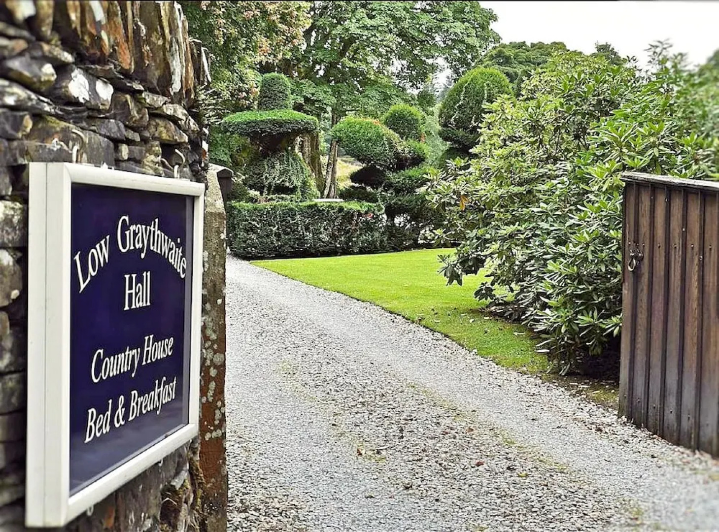 Low Graythwaite Hall