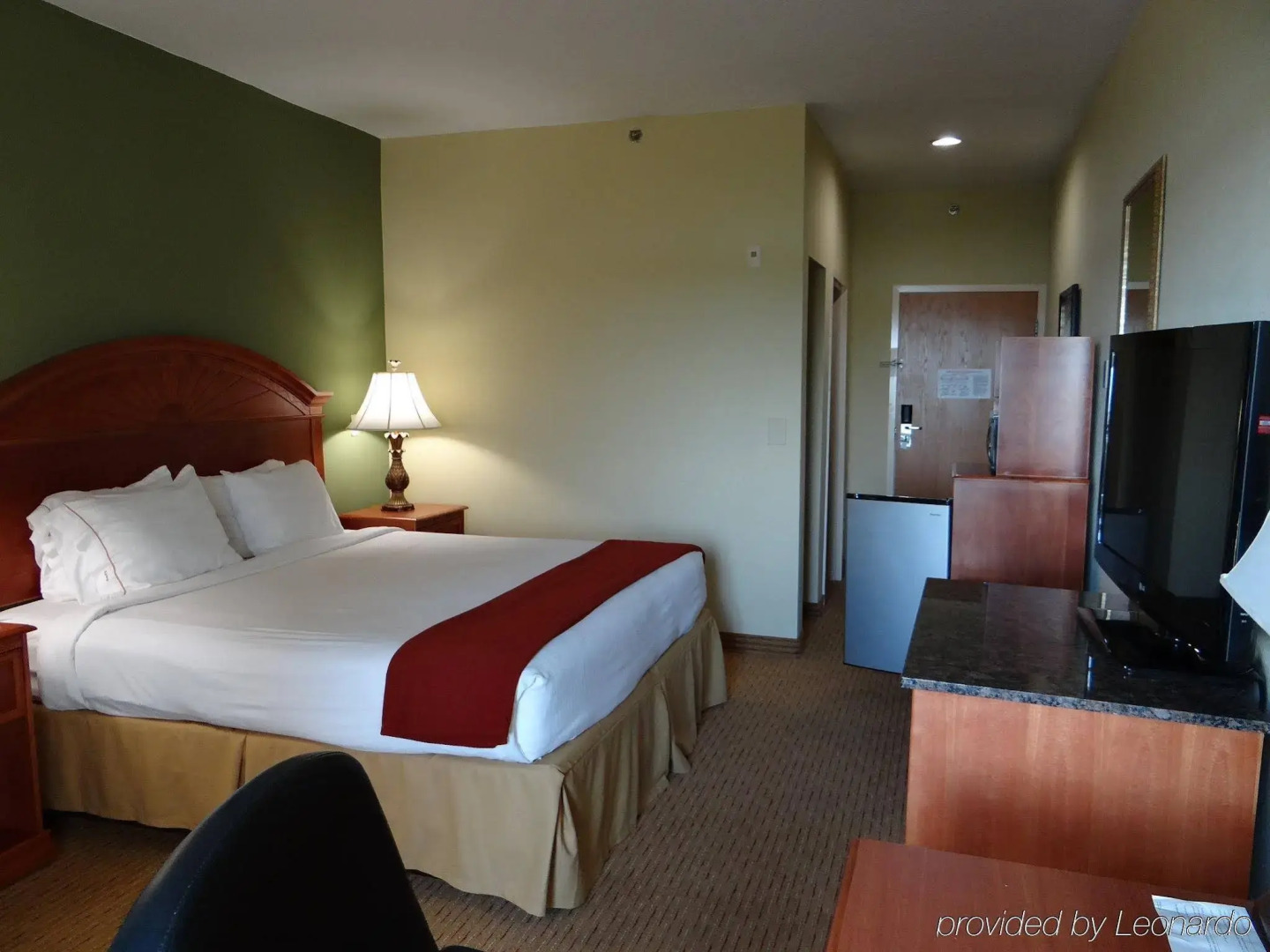 Holiday Inn Express & Suites Port Charlotte by IHG