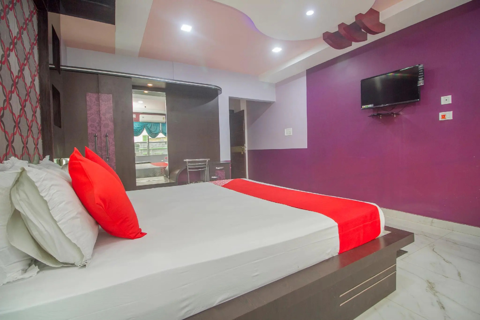 OYO 62896 Hotel Ridhi Sidhi