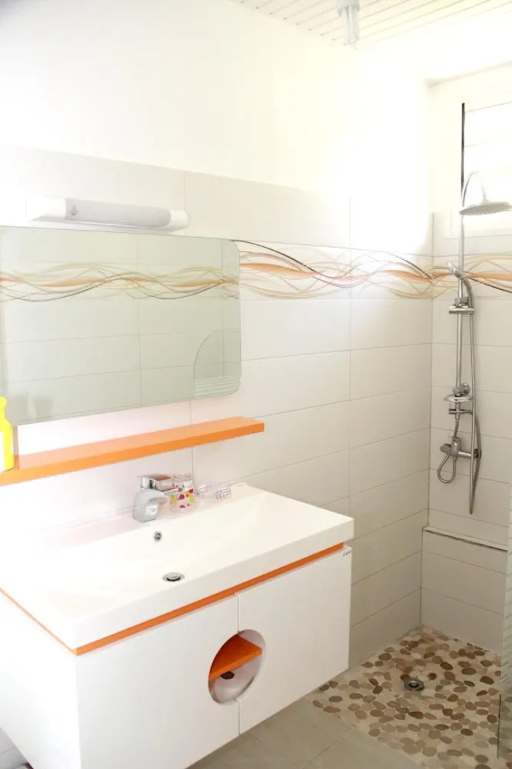 Bungalow With 2 Bedrooms in Rivière-salée, With Furnished Terrace and