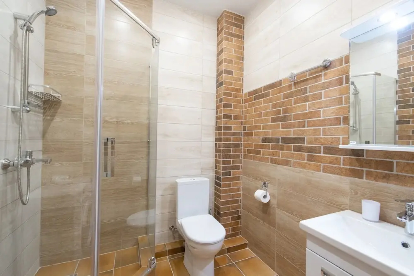 More Apartments na Avtomobilnom 58A - 2