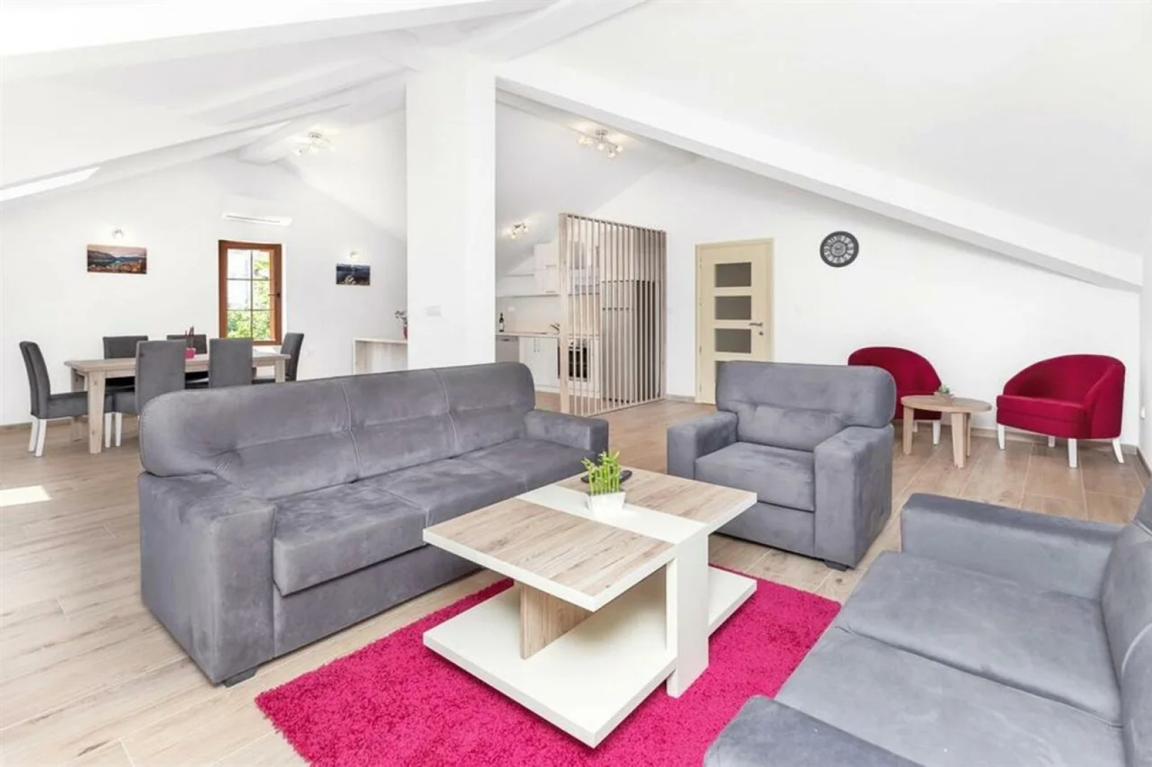 Apartments Mezini 11